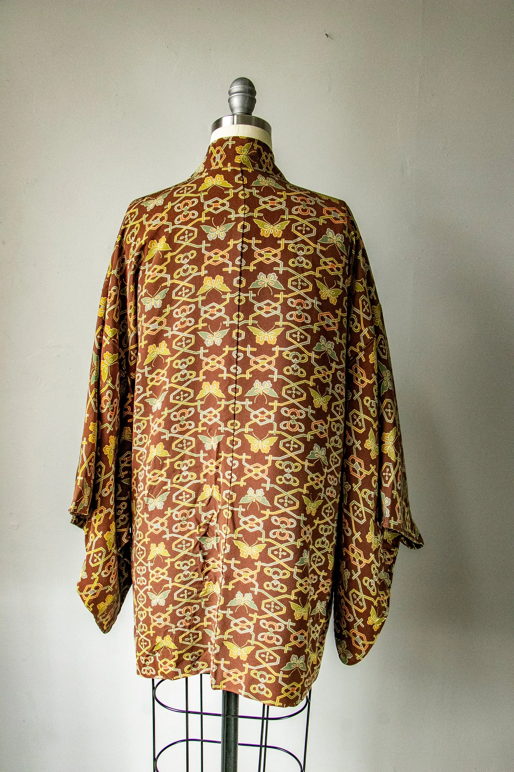 1950s Haori Rayon Crepe Butterfly Lounge Robe