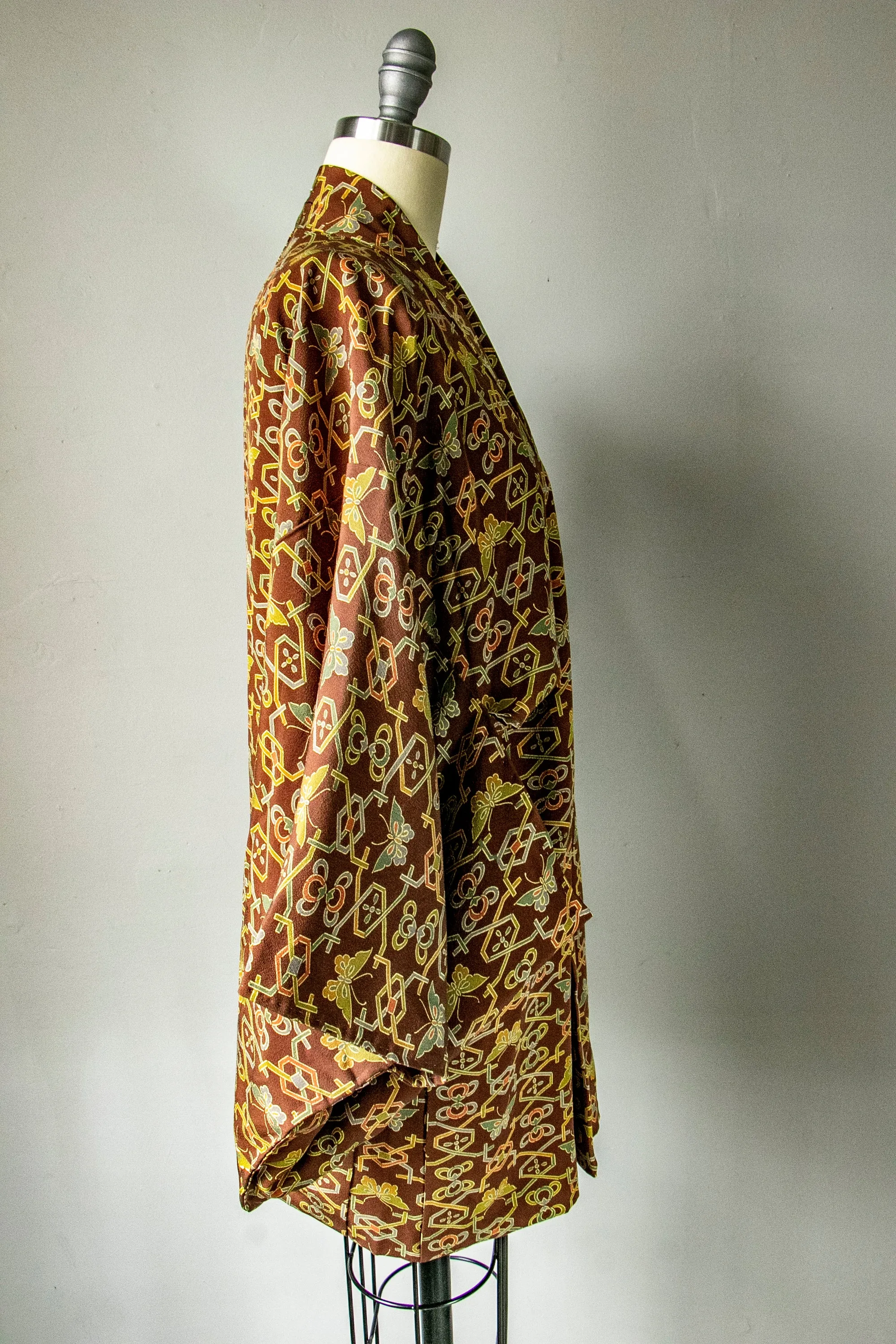 1950s Haori Rayon Crepe Butterfly Lounge Robe