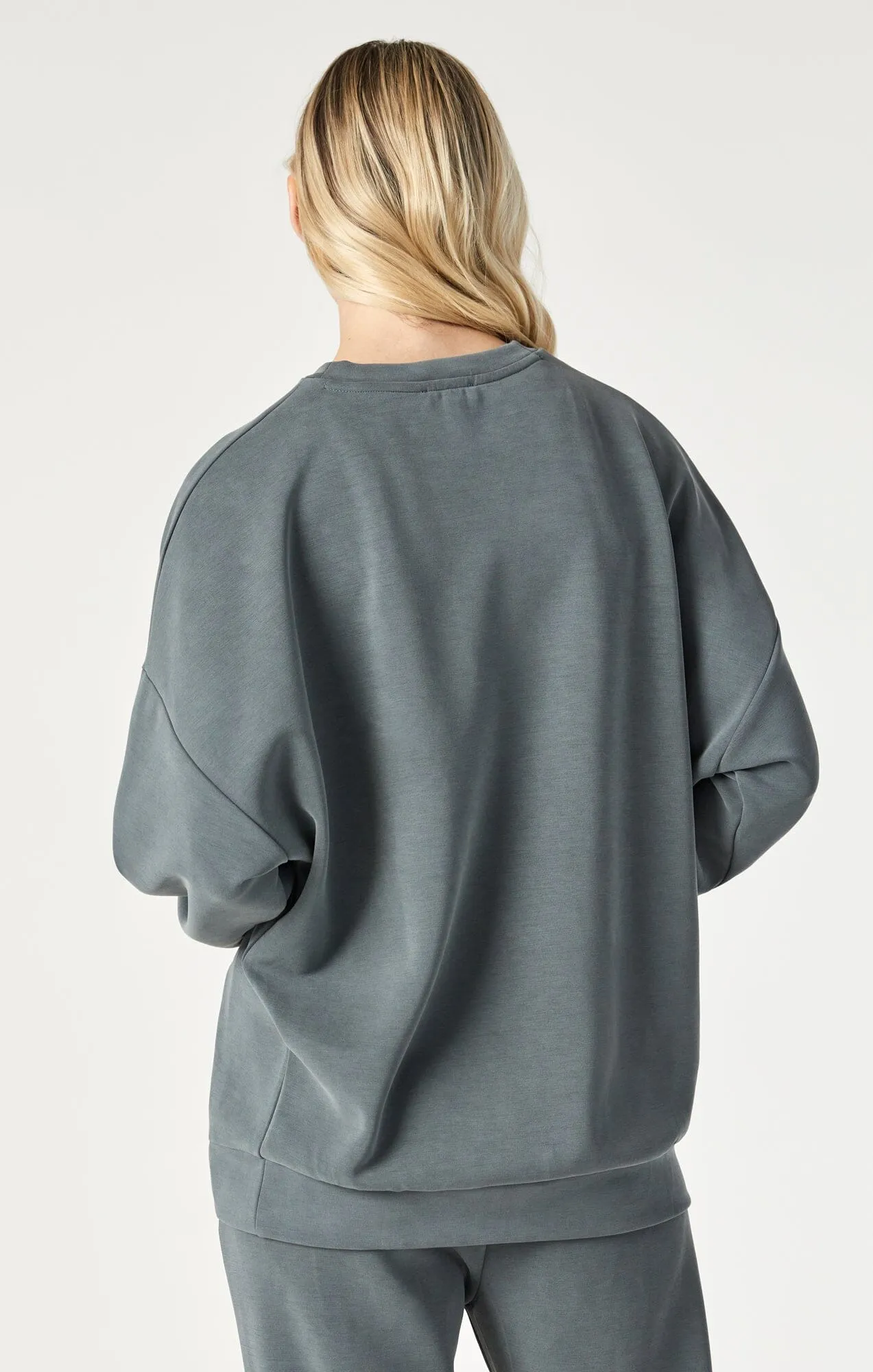 OVERSIZED SWEATSHIRT IN URBAN CHIC