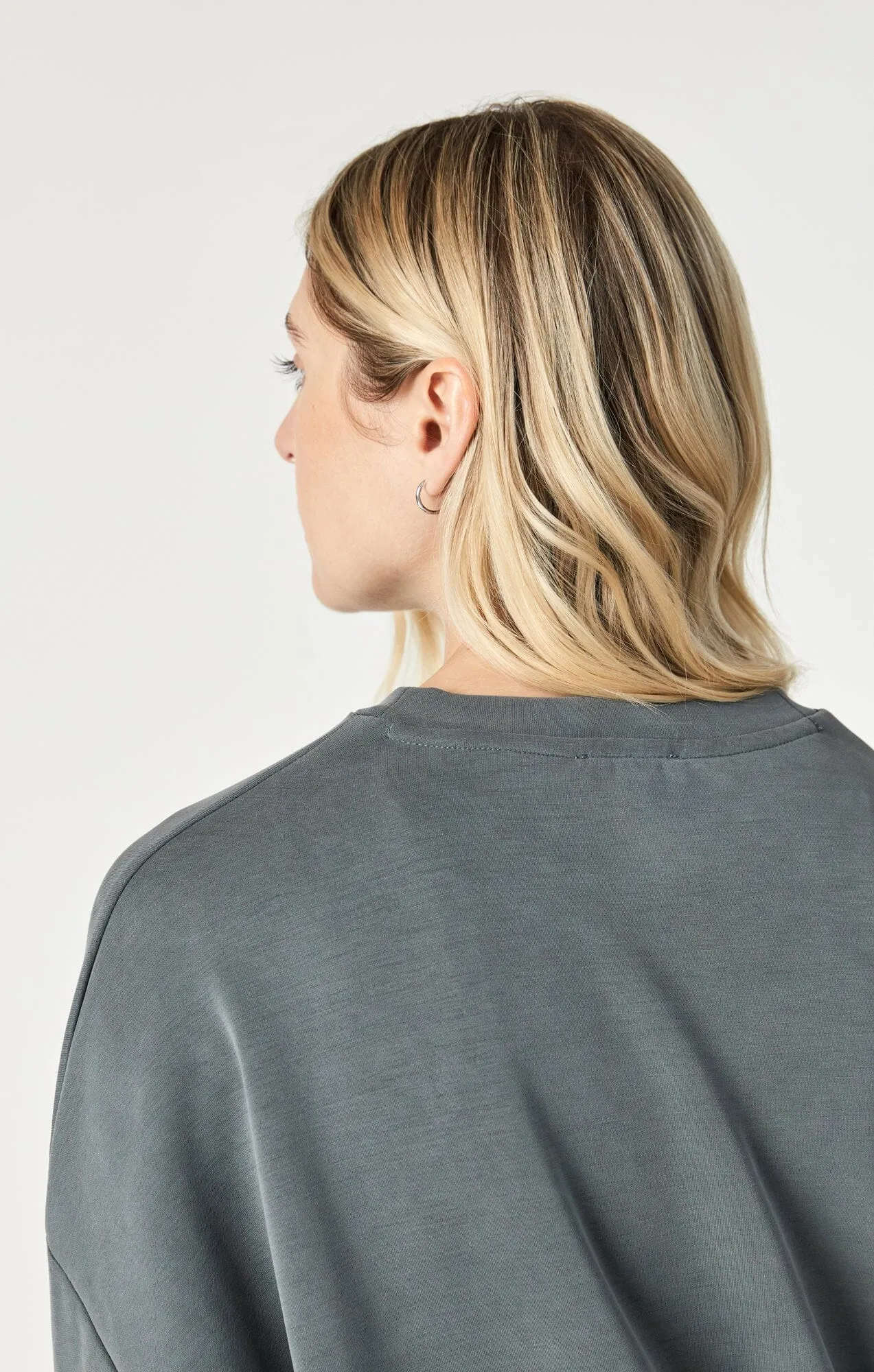 OVERSIZED SWEATSHIRT IN URBAN CHIC