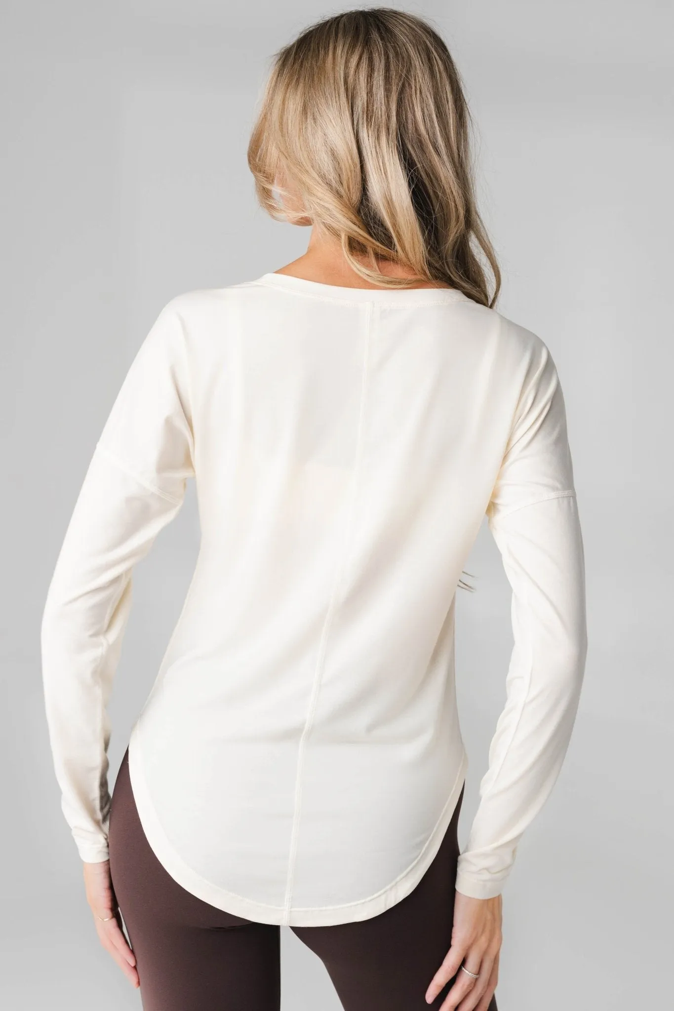 Vitality Versa Full Long Sleeve - Oat